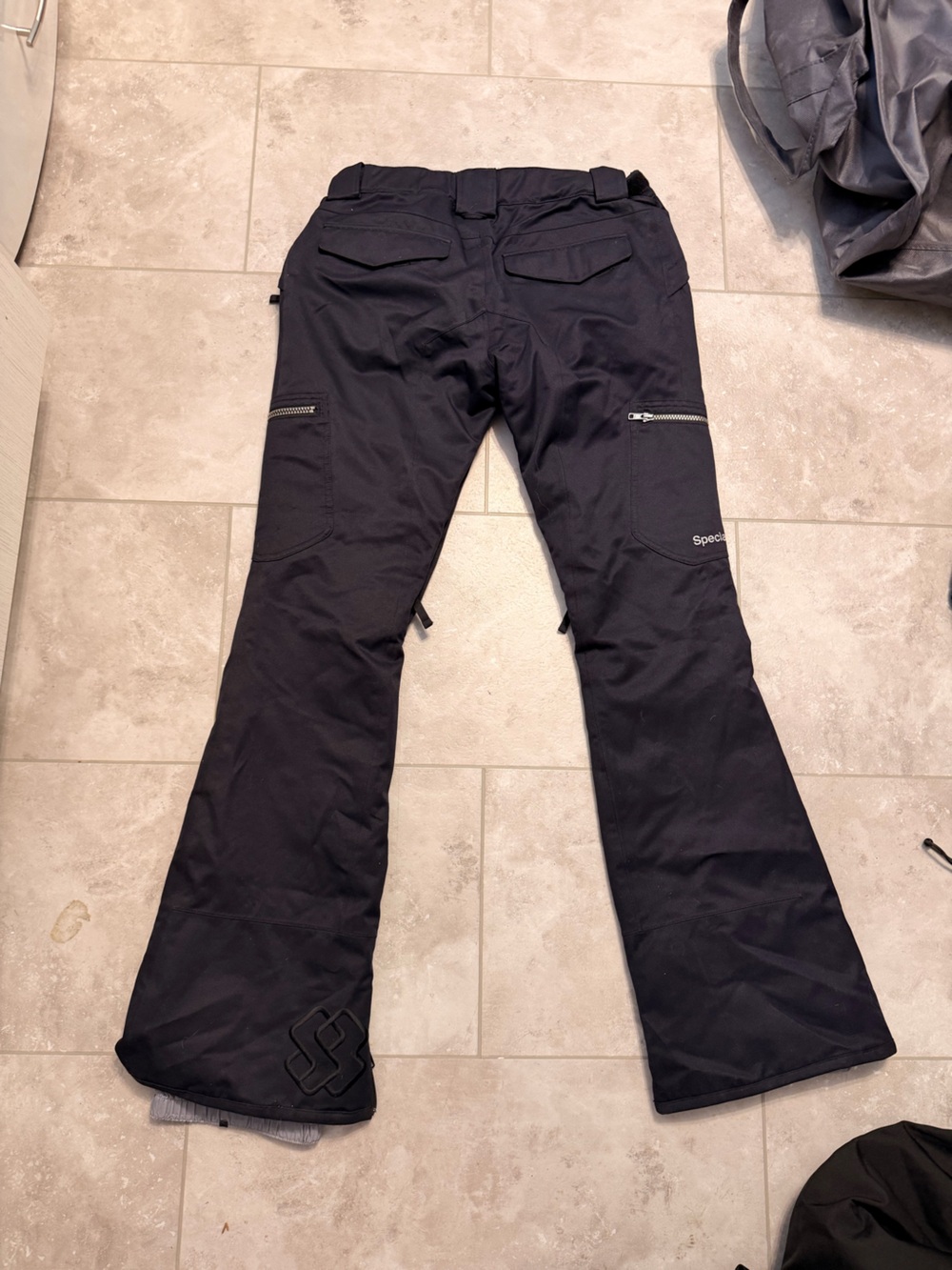 Black Snow/Ski Pants with Zip Pockets